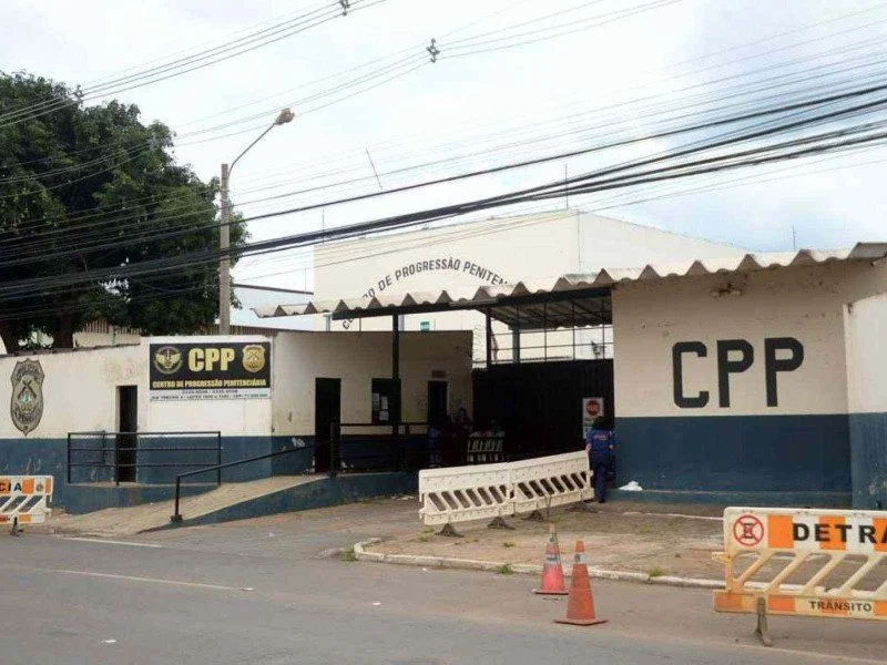 383 presos e adolescentes votam no DF neste domingo